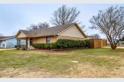 309 N Pecan Street, Leonard, TX 75452 - Photo 1