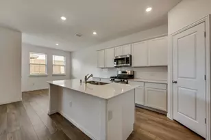 204 Coconut Dr, Azle, TX 76020 - Photo 6