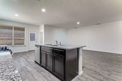 9720 Calhoun Falls Drive, Fort Worth, TX 76108 - Photo 18