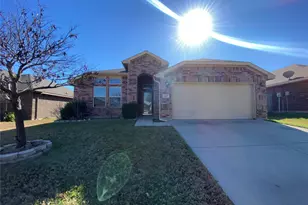 417 Prescott Ln, Fort Worth, TX 76036 - Photo 2