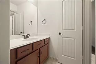 2952 Bahia, Grand Prairie, TX 75054 - Photo 32