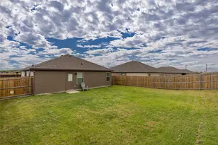 6405 Graceland Dr, Greenville, TX 75402 - Photo 34