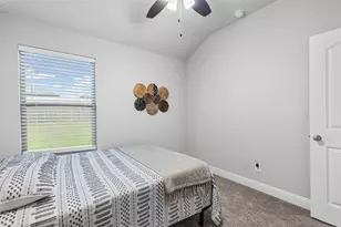 6405 Graceland Dr, Greenville, TX 75402 - Photo 20