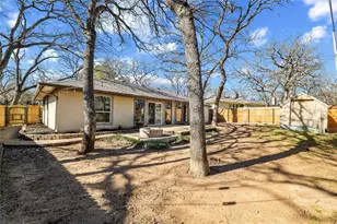 5101 Caliente Dr, Arlington, TX 76017 - Photo 24