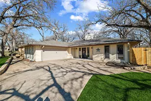 5101 Caliente Dr, Arlington, TX 76017 - Photo 2