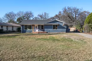 2205 Elmwood Blvd, Dallas, TX 75224 - Photo 2