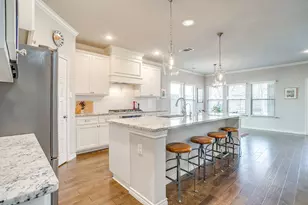 2817 Townsend Dr, Fort Worth, TX 76110 - Photo 8