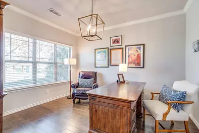 2817 Townsend Drive, Fort Worth, TX 76110 - Photo 6