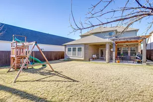 2817 Townsend Dr, Fort Worth, TX 76110 - Photo 38