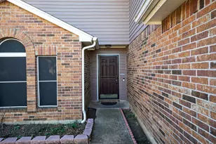 2545 Forest Creek Dr, Fort Worth, TX 76123 - Photo 2