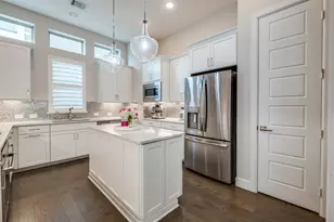 5917 Evening Star Pl, Dallas, TX 75235 - Photo 4