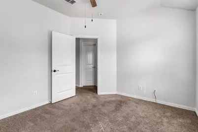 2841 Pacifico Way, Fort Worth, TX 76111 - Photo 20