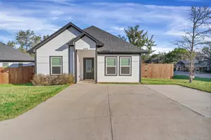 840 Tepee Trail, Granbury, TX 76048 - Photo 1