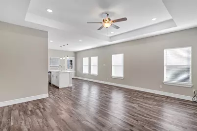 840 Tepee Trail, Granbury, TX 76048 - Photo 4