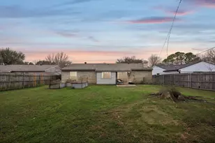 5309 Windy Meadow Dr, Arlington, TX 76017 - Photo 6