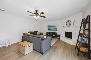 5309 Windy Meadow Dr, Arlington, TX 76017 - Photo 2