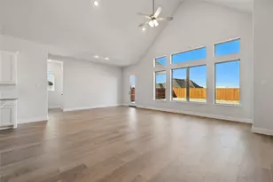 307 Trinity Ct, Shady Shores, TX 76208 - Photo 10