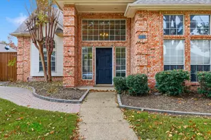 247 Park Valley Dr, Coppell, TX 75019 - Photo 2