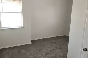 5004 E Side Ave, Dallas, TX 75214 - Photo 2