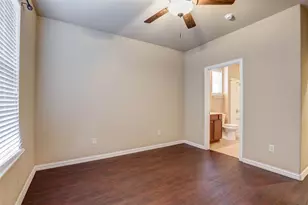 9601 Ravenwood Dr, Denton, TX 76207 - Photo 4