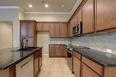 9601 Ravenwood Drive, Denton, TX 76207 - Photo 10