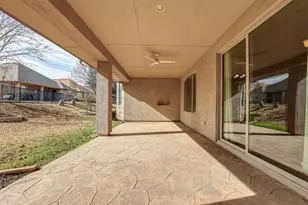 9601 Ravenwood Dr, Denton, TX 76207 - Photo 22