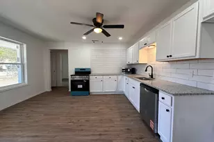 2318 1st St, Brownwood, TX 76801 - Photo 6