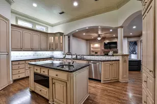 6805 Laurel Valley Dr, Fort Worth, TX 76132 - Photo 8