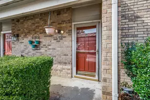1105 Bert Dr, Arlington, TX 76012 - Photo 24