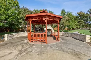 7913 Wendy Ln, Plano, TX 75025 - Photo 30