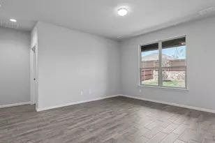 208 Affirmed Ct, Granbury, TX 76049 - Photo 16