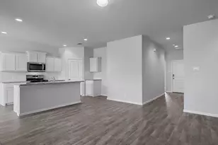 208 Affirmed Ct, Granbury, TX 76049 - Photo 14