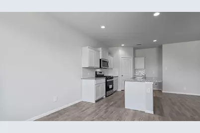 208 Affirmed Court, Granbury, TX 76049 - Photo 10