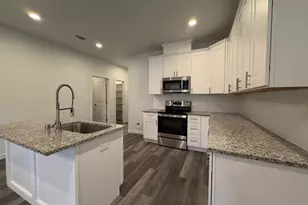 405 N Andrews, Sherman, TX 75090 - Photo 2