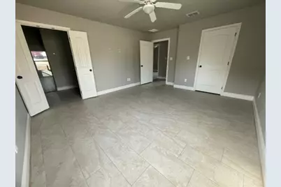 2301 Creek Drive, Granbury, TX 76048 - Photo 10