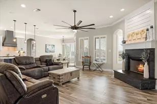 2141 Vanderbilt Dr, Weatherford, TX 76088 - Photo 10