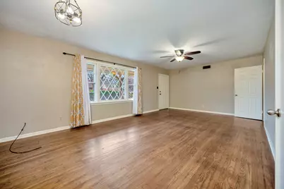 7620 Brooks Avenue, Richland Hills, TX 76118 - Photo 10