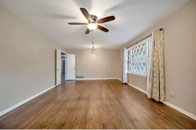 7620 Brooks Avenue, Richland Hills, TX 76118 - Photo 12