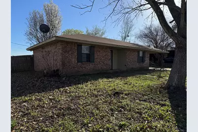 115 Elizabeth Lane, Blossom, TX 75416 - Photo 2