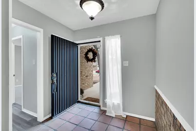 4515 Indian Oaks Trail, Arlington, TX 76017 - Photo 6