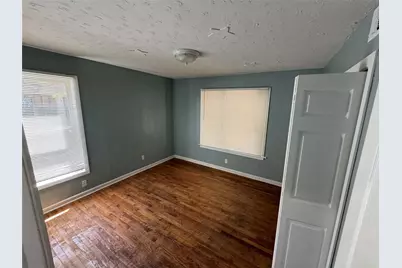 5000 Jerri Lane, Haltom City, TX 76117 - Photo 4