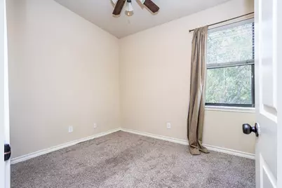 906 Glenn Crossett Street, Arlington, TX 76010 - Photo 8