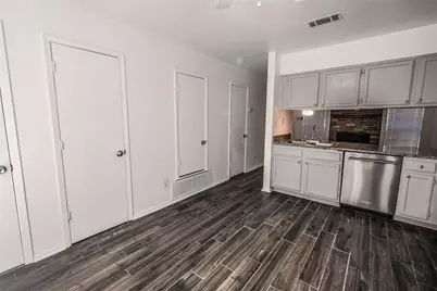 1034 McKinley Street #B, Benbrook, TX 76126 - Photo 6