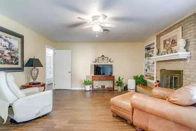 4704 Westlake Drive, Fort Worth, TX 76132 - Photo 12