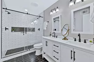 8635 Strathmore Dr, Dallas, TX 75238 - Photo 18