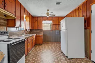 1227 McLennan Crossing Rd, Woodway, TX 76712 - Photo 8