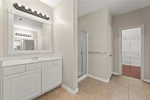 716 Mandalay Bay Dr, Lewisville, TX 75056 - Photo 18