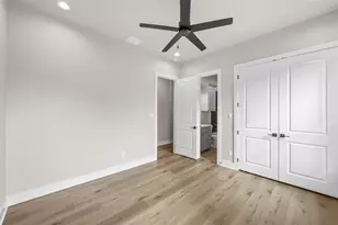 529 N 10th St, Waco, TX 76701 - Photo 12