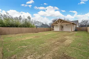 529 N 10th St, Waco, TX 76701 - Photo 22