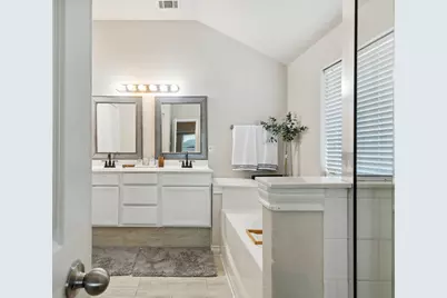 707 Bayshore Drive, Mansfield, TX 76063 - Photo 14